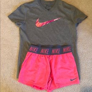 Nike Matching Sets - Nike T-Shirt/Short Matching Set Nike Matching Sets - Nike T-Shirt/Short Matching Set